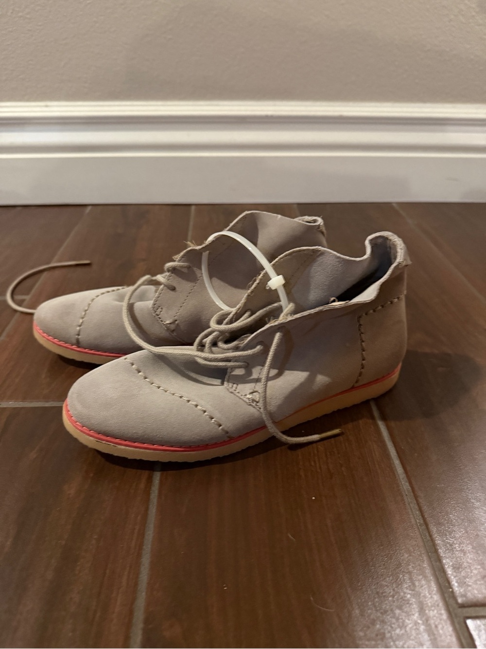 Toms Lace-Up Boots